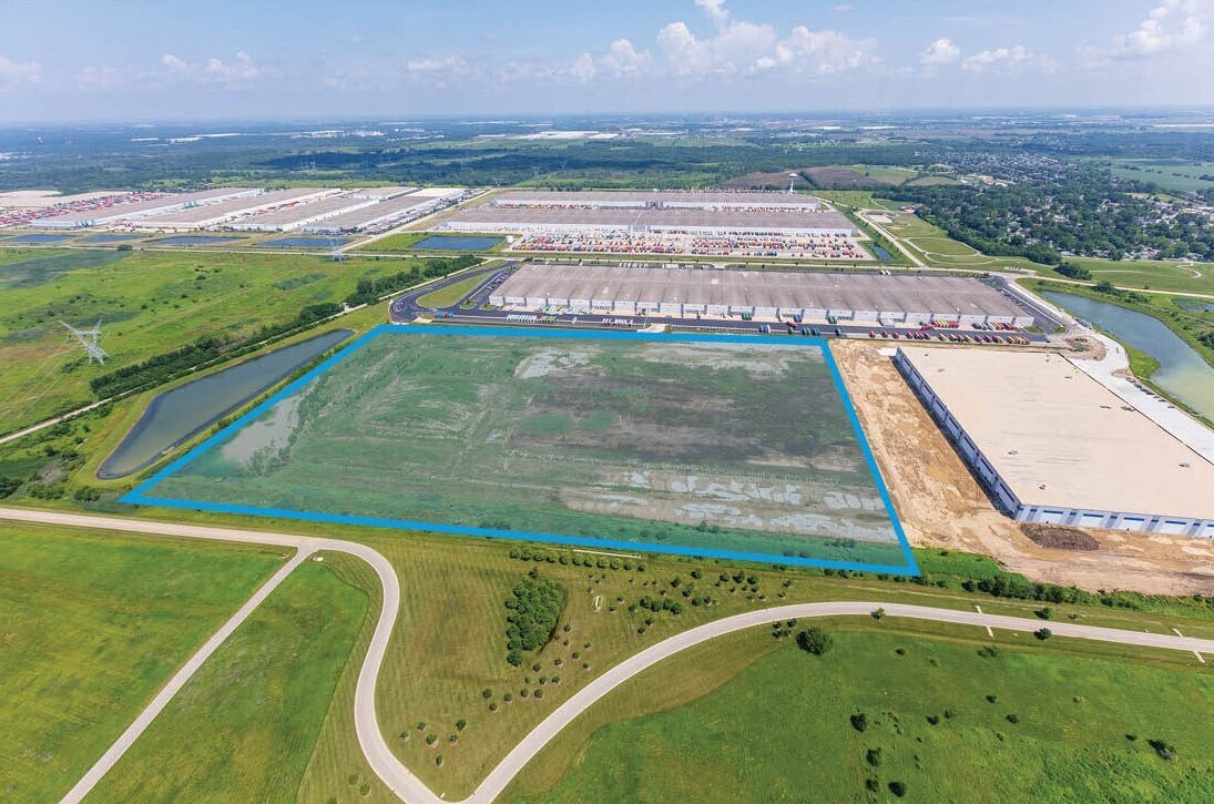 21211 W Walter Strawn Dr, Elwood, IL for lease Building Photo- Image 1 of 2