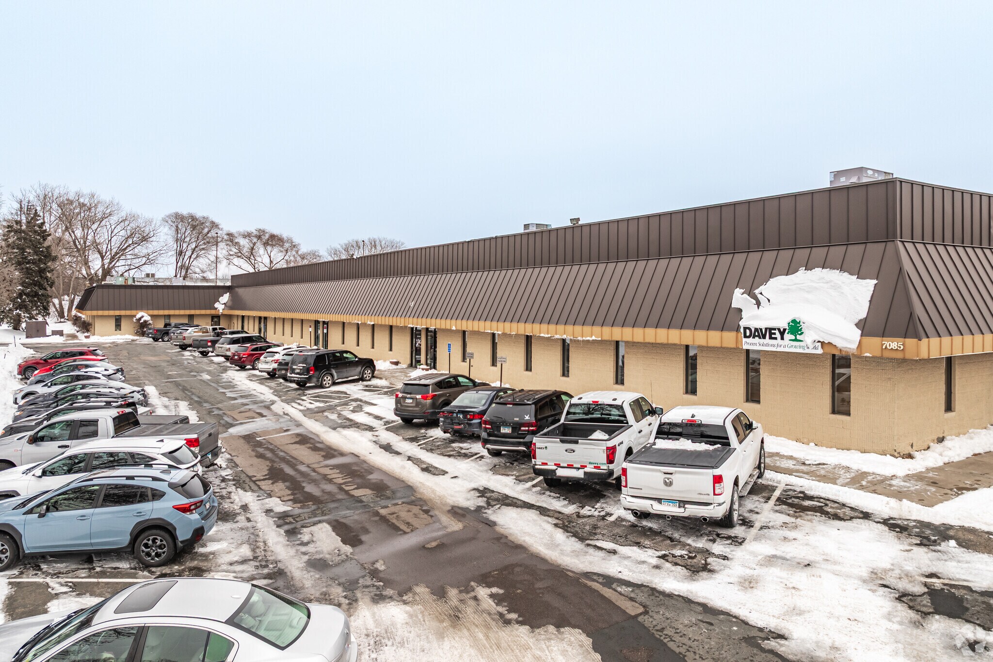 7071-7093 Shady Oak Rd, Eden Prairie, MN for lease Primary Photo- Image 1 of 17