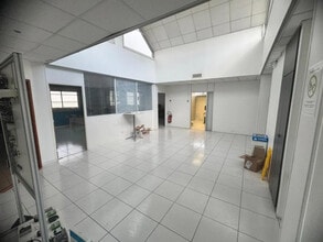 10-12 Rue Marcel Paul, Bezons à vendre Photo intérieure- Image 2 de 8