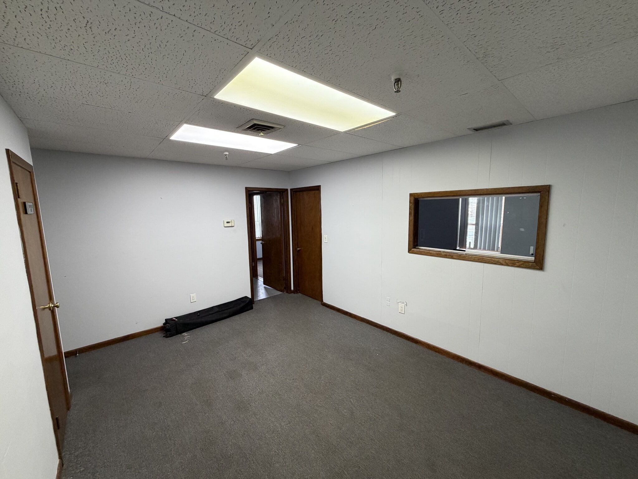 642 Broad St, Clifton, NJ for lease Interior Photo- Image 1 of 6