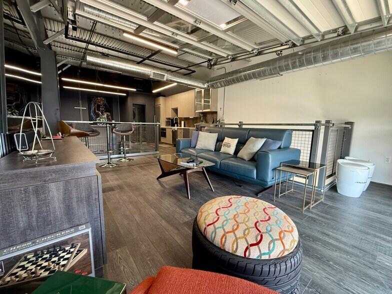 48 Pit Ln, Pontiac, MI à vendre - Photo du bâtiment - Image 3 de 23