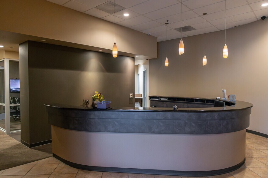 7330 N Palm Ave, Fresno, CA à louer - Photo intérieure - Image 3 de 15