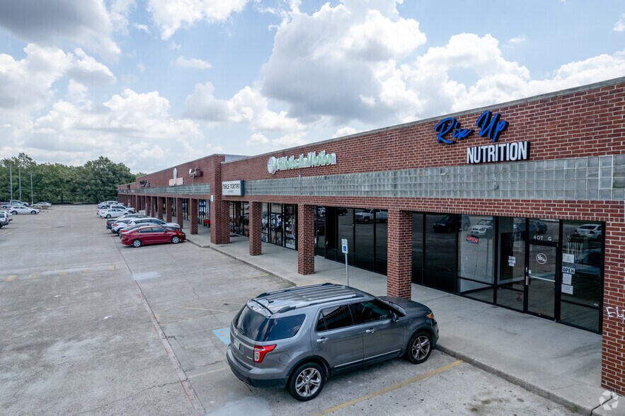 407 W Baker Rd, Baytown, TX à louer - Photo du bâtiment - Image 2 de 11
