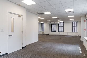 18 E 41st St, New York, NY for lease Interior Photo- Image 2 of 9