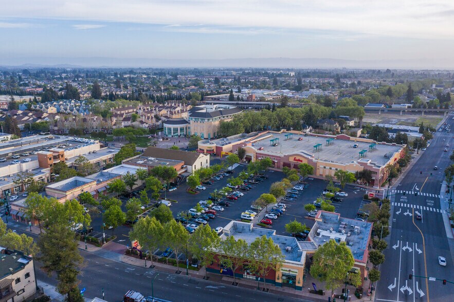 22555 Mission Blvd, Hayward, CA à louer - Photo du bâtiment - Image 1 de 7