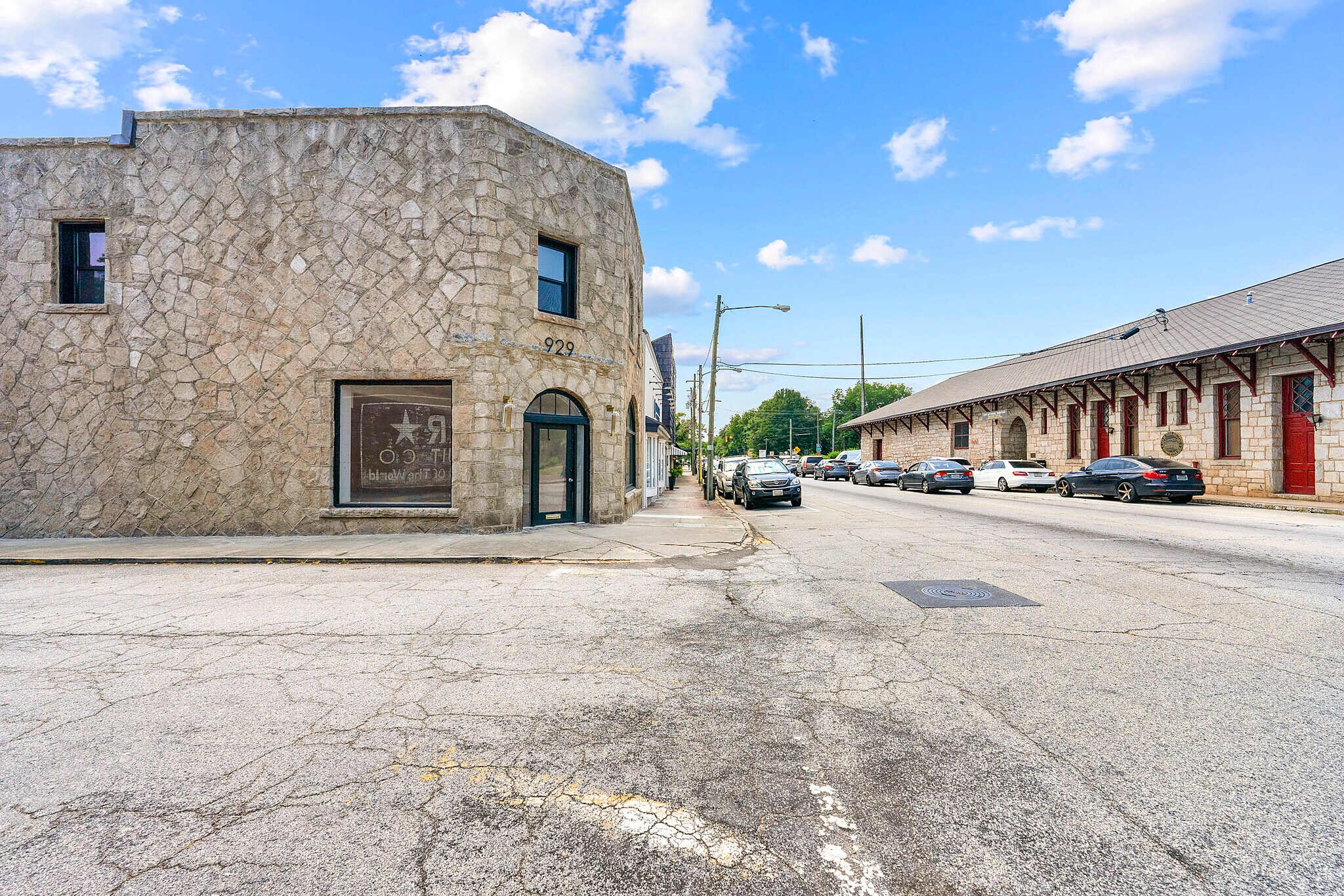 929 Main St, Stone Mountain, GA for lease Building Photo- Image 1 of 19