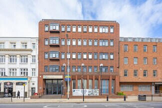 Plus de détails pour 67-73 George St, Hull - Commerce de détail à vendre