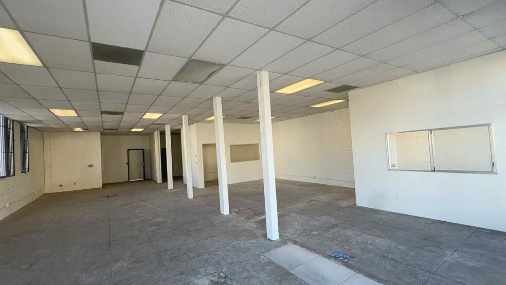2400 W Valley Blvd, Alhambra, CA for lease - Building Photo - Image 2 of 8