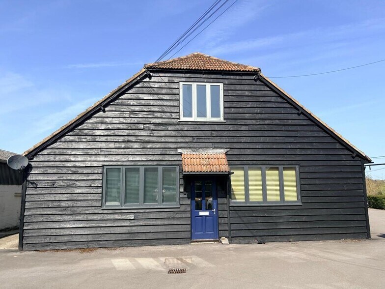 Mortimer Ln, Reading à louer - Photo du bâtiment - Image 1 de 4