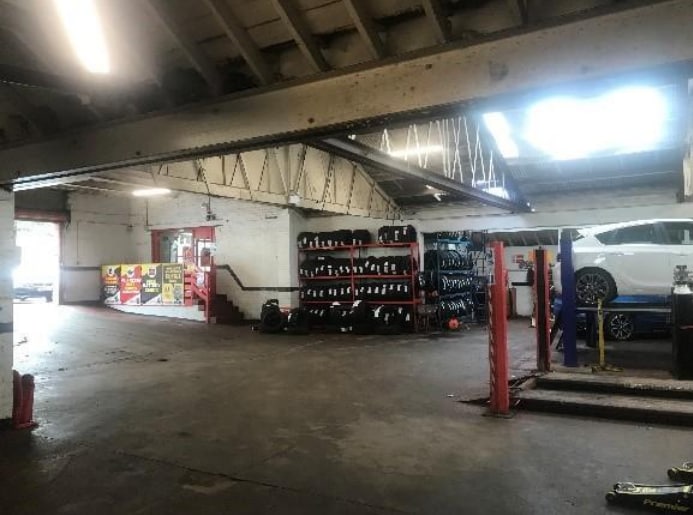 220 Queen St, Broughty Ferry for sale - Interior Photo - Image 2 of 5