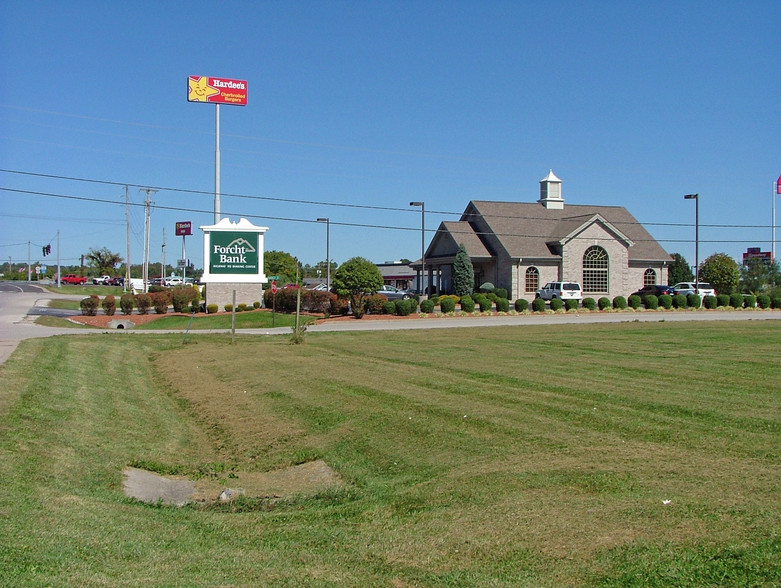 102 Old Whitley Rd, London, KY for sale - Building Photo - Image 1 of 1