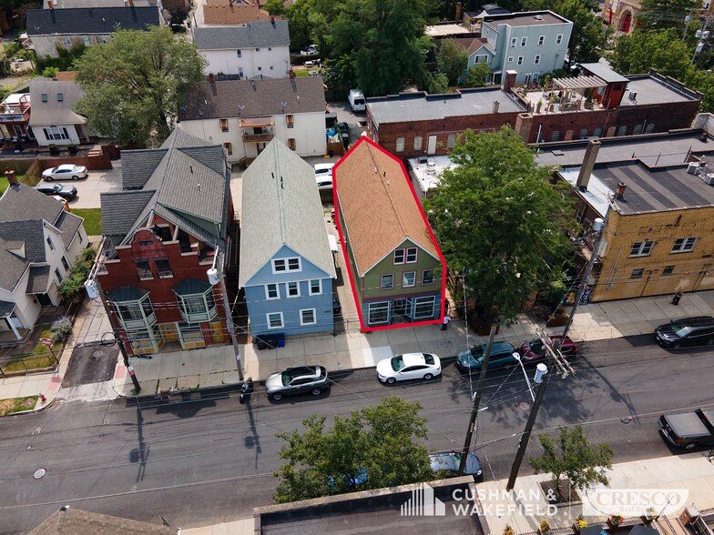 807 Literary Ave, Cleveland, OH à vendre - Photo du bâtiment - Image 1 de 16