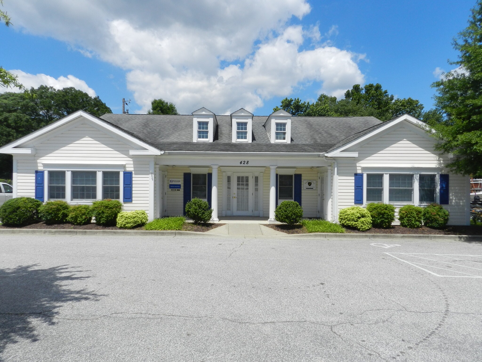 428 Crain Hwy N, Glen Burnie, MD à louer Photo principale- Image 1 de 15