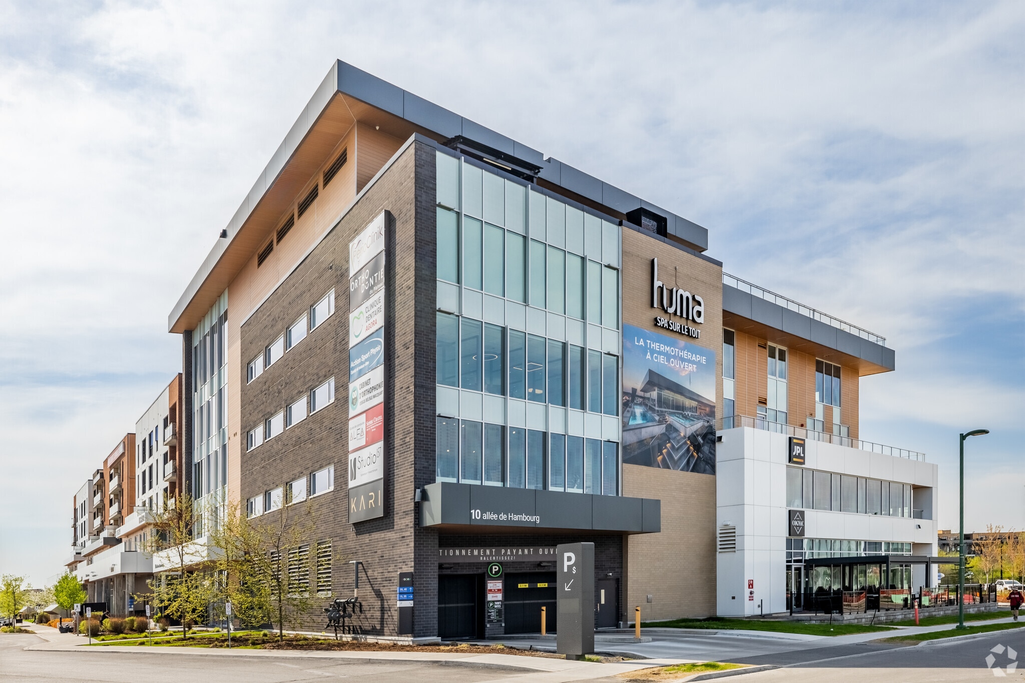 10 Allée De Hambourg, Gatineau, QC for lease Primary Photo- Image 1 of 5