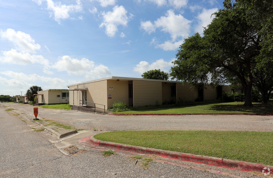 4626 Weber Rd, Corpus Christi, TX à vendre - Photo principale - Image 1 de 1