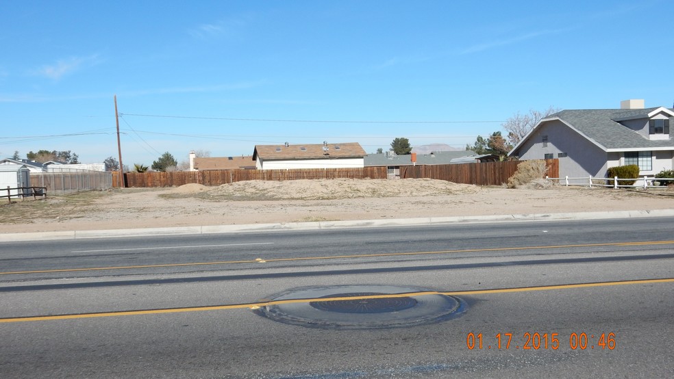 La Mesa Rd, Victorville, CA à vendre - Photo principale - Image 1 de 1