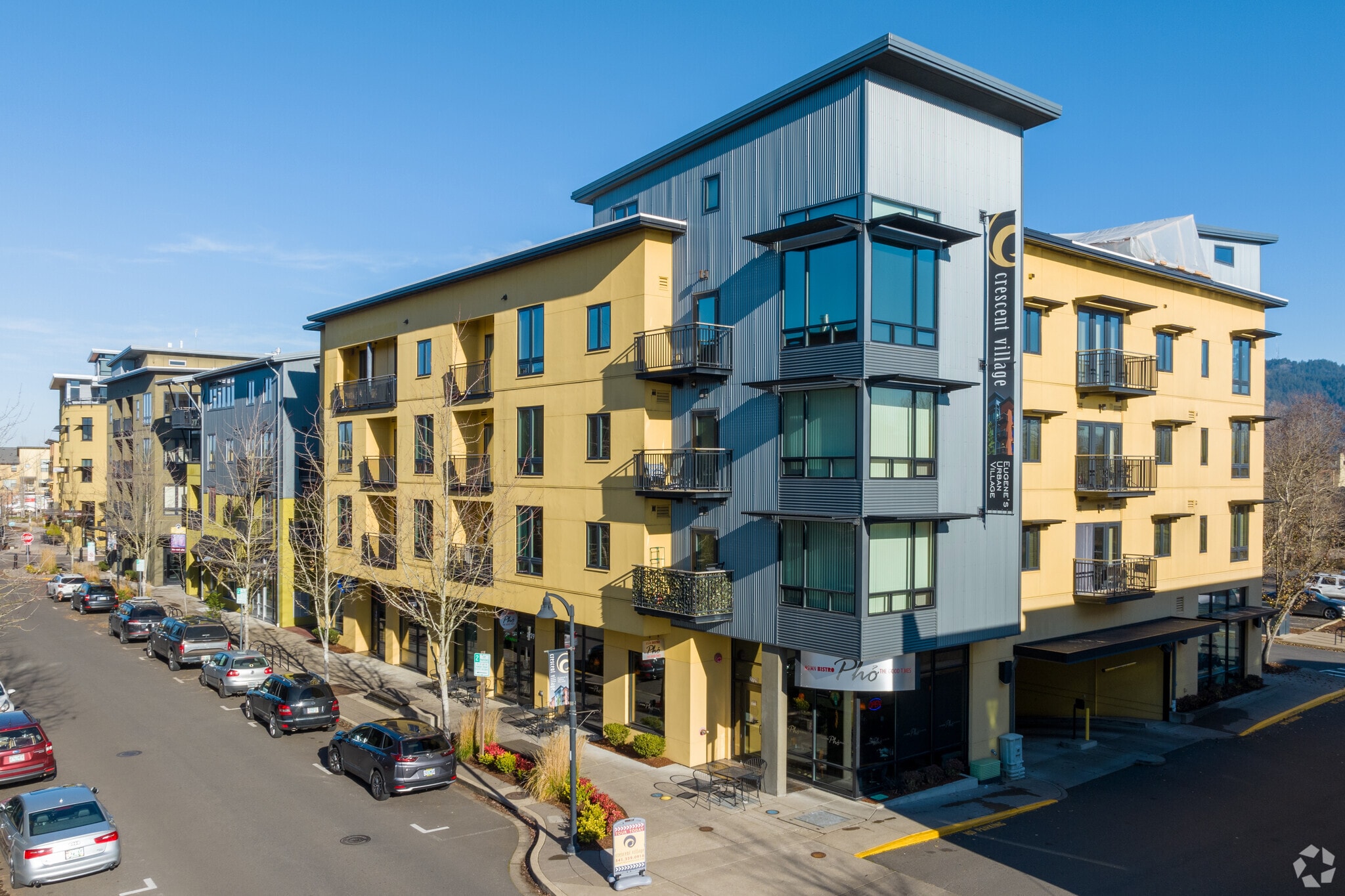 2733 Shadow View Dr, Eugene, OR for sale Primary Photo- Image 1 of 1