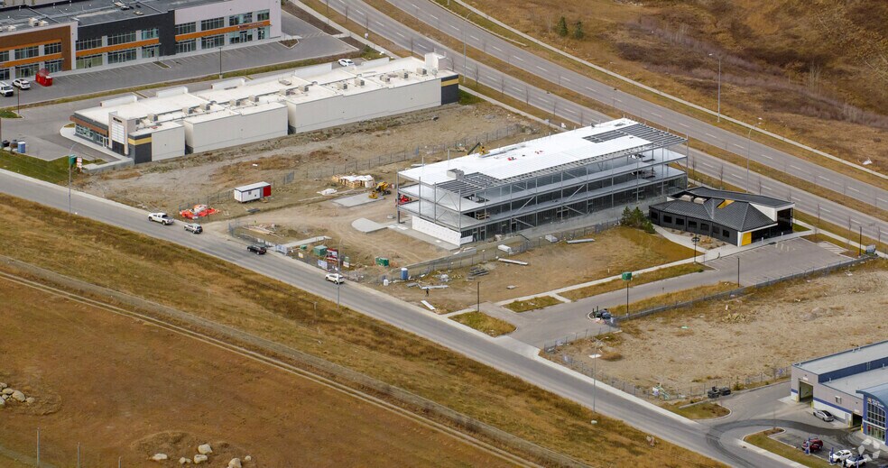 198 Nolanridge Cres NW, Calgary, AB à vendre - Photo principale - Image 1 de 5