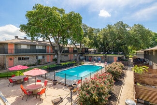 Plus de détails pour 7314-100 Oak Manor Dr, San Antonio, TX - Multi-résidentiel à vendre