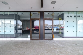 23001-23303 Michigan Ave, Dearborn, MI à louer Photo du bâtiment- Image 1 de 8