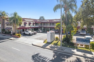 Plus de détails pour 23942-23945 Lyons Ave, Santa Clarita, CA - Commerce de détail à louer