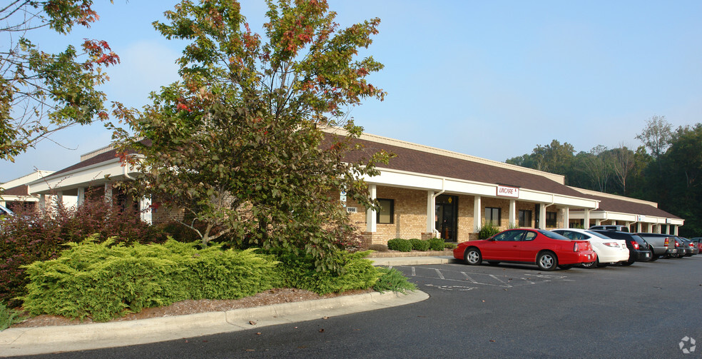 1990 Allen Rd, Greenville, NC for sale - Primary Photo - Image 1 of 1