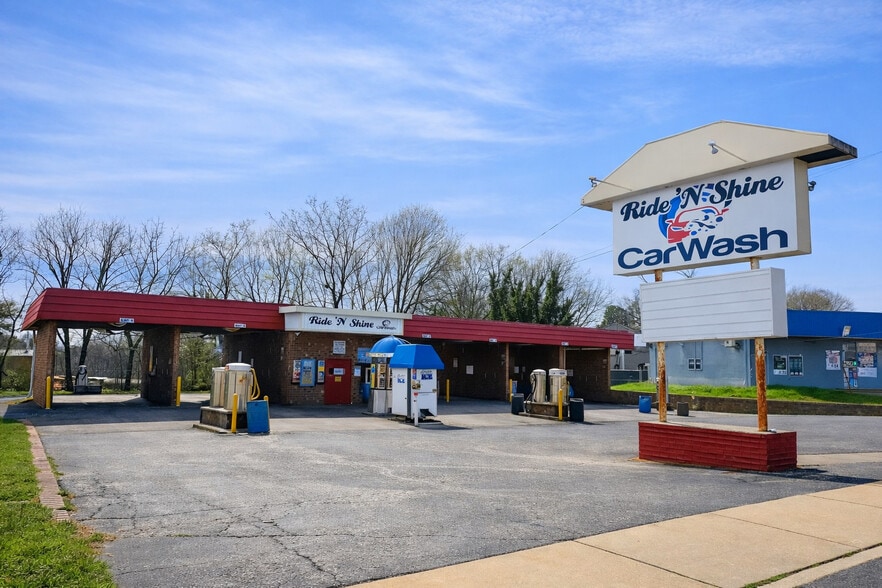 1211 W Front St, Statesville, NC for sale - Building Photo - Image 3 of 6