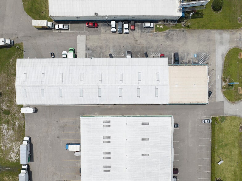 2226 S Combee Rd, Lakeland, FL for lease - Building Photo - Image 3 of 5