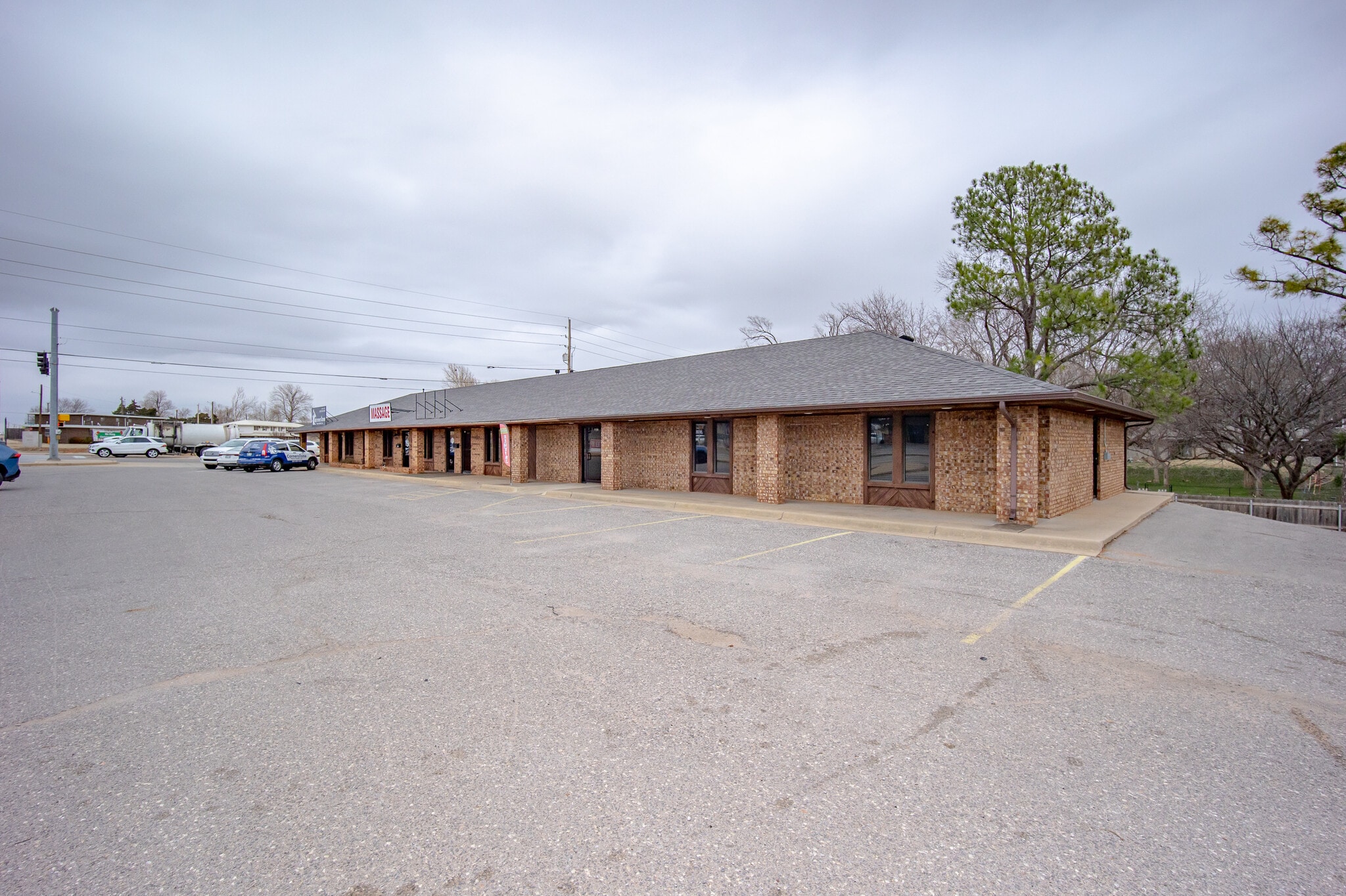 1108 N Washington St, Weatherford, OK for sale Primary Photo- Image 1 of 32