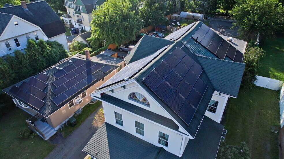 18 Springfield St, Springfield, MA à vendre - Photo du bâtiment - Image 2 de 14