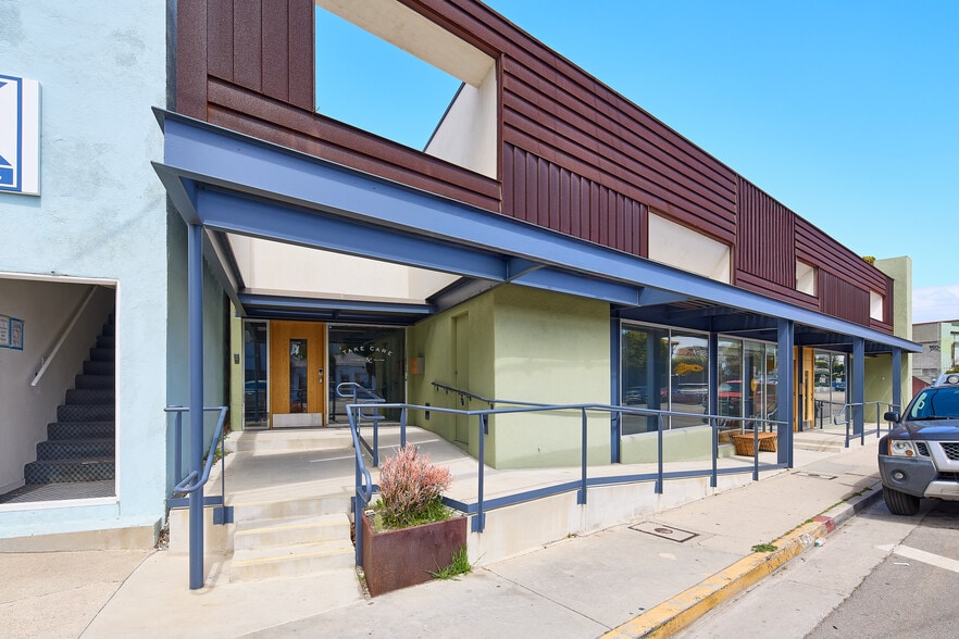 1733-1737 Abbot Kinney Blvd, Venice, CA for lease - Building Photo - Image 2 of 38