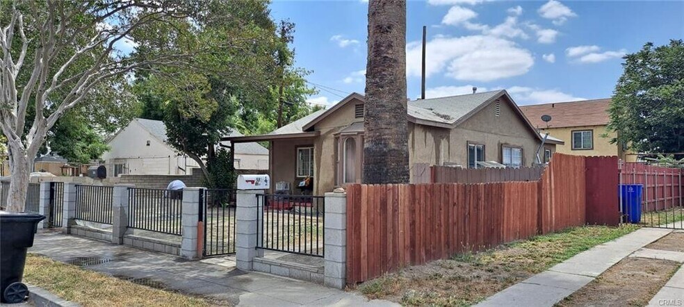 531 & 531 1/2 Magnolia Ave. portefeuille de 2 propriétés à vendre sur LoopNet.ca - Photo du bâtiment - Image 1 de 2