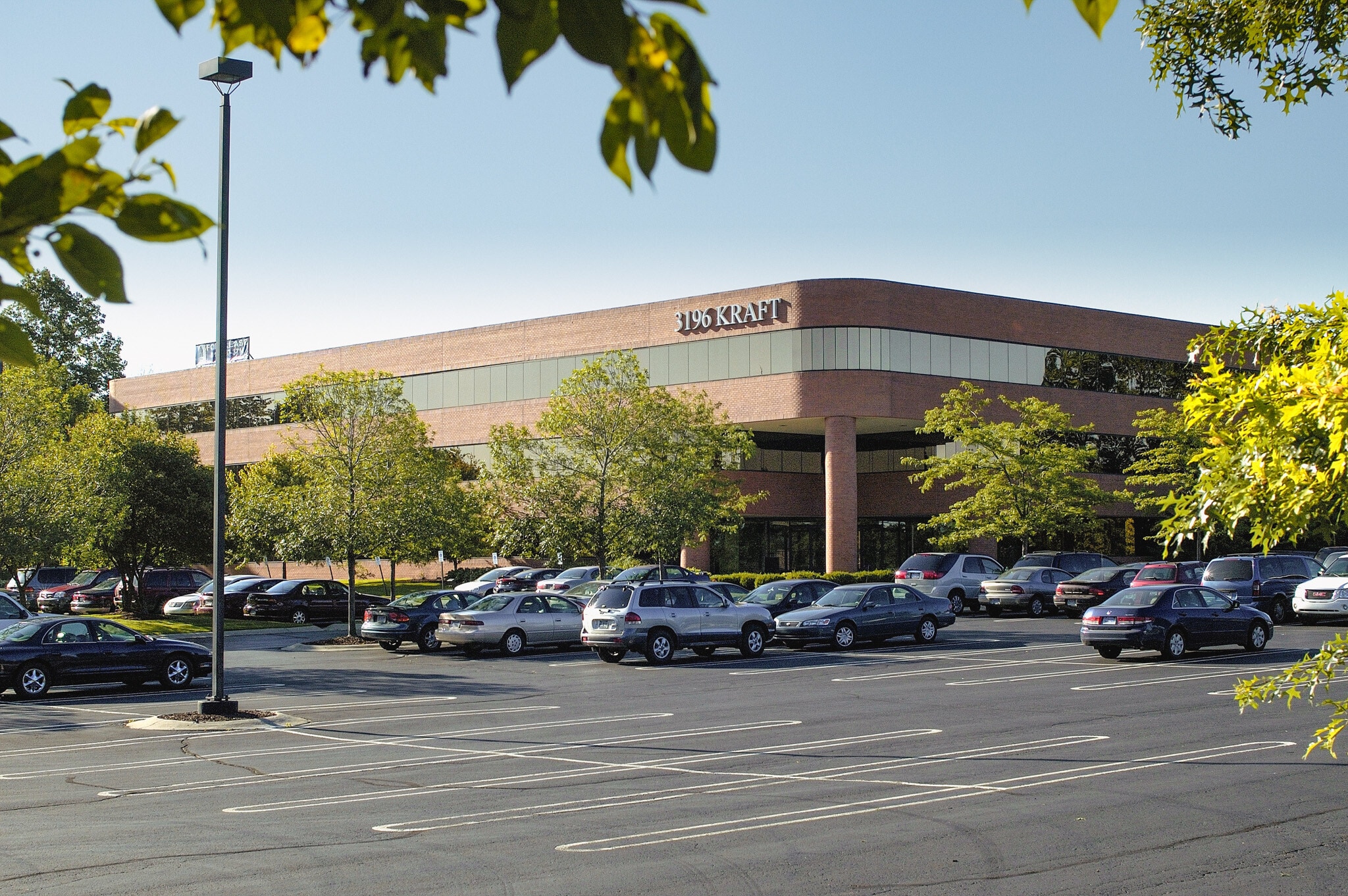 3196 Kraft Ave SE, Grand Rapids, MI for lease Building Photo- Image 1 of 4