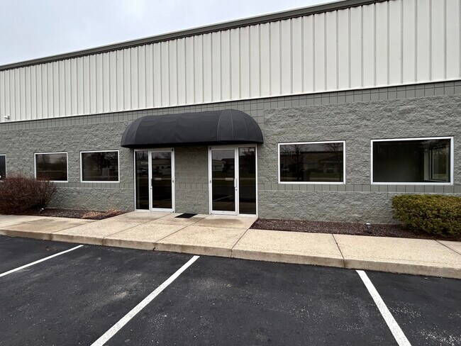 Plus de détails pour 16851 Southpark Dr, Westfield, IN - Local d'activités à louer