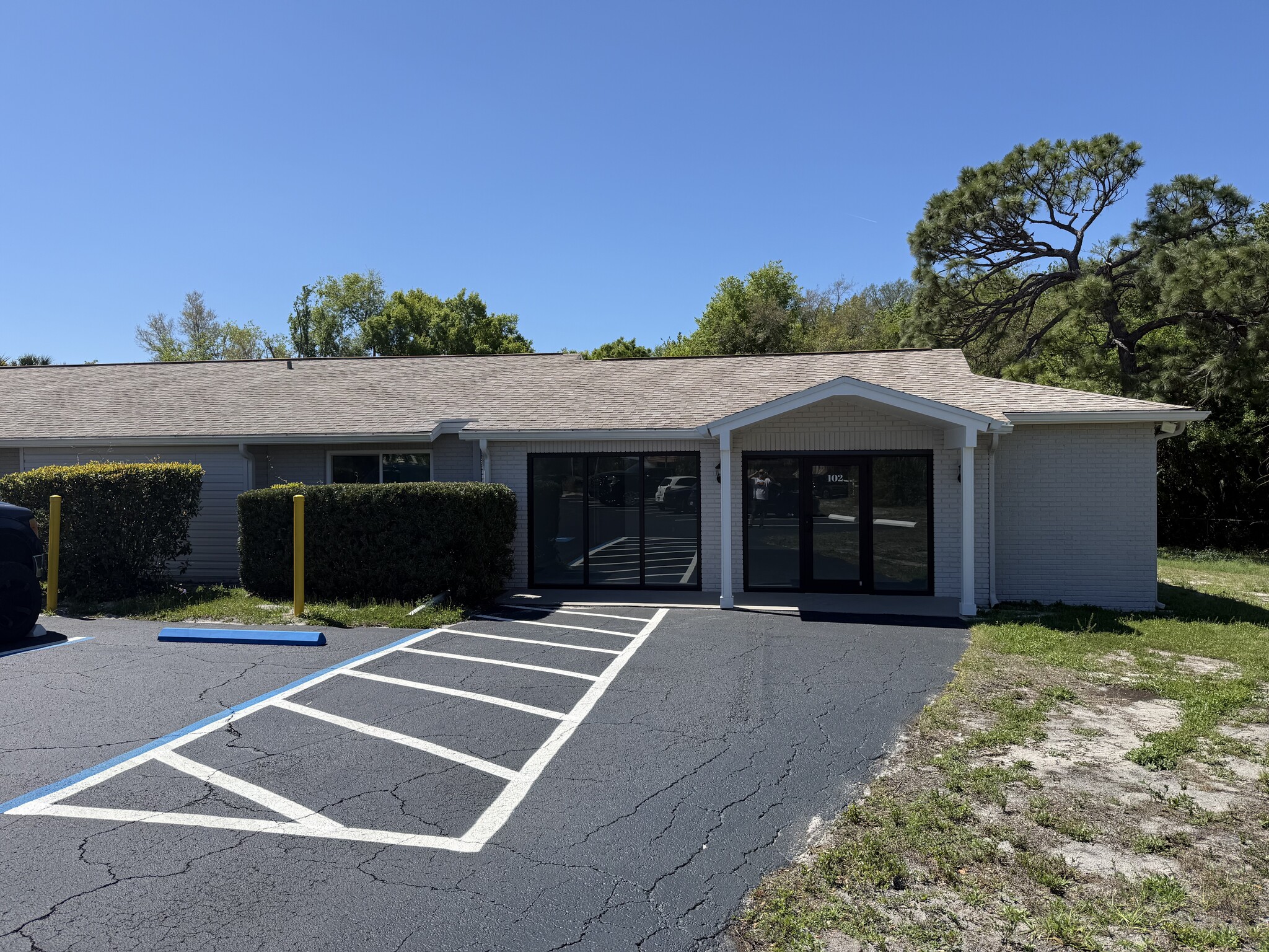 13939 Lakeshore Blvd, Hudson, FL à louer Photo intérieure- Image 1 de 9