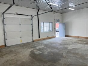 13026 Saticoy St, North Hollywood, CA for lease Interior Photo- Image 2 of 7