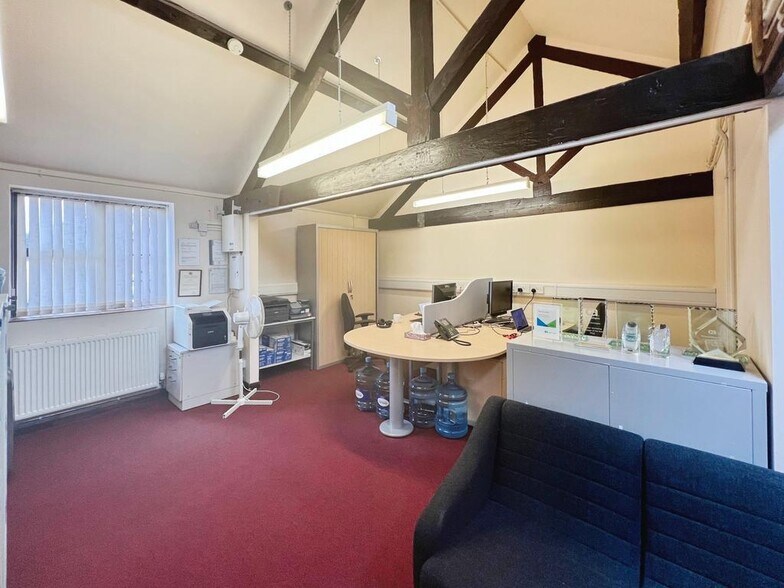 2 Brewery Hl, Grantham à vendre - Photo du bâtiment - Image 3 de 25