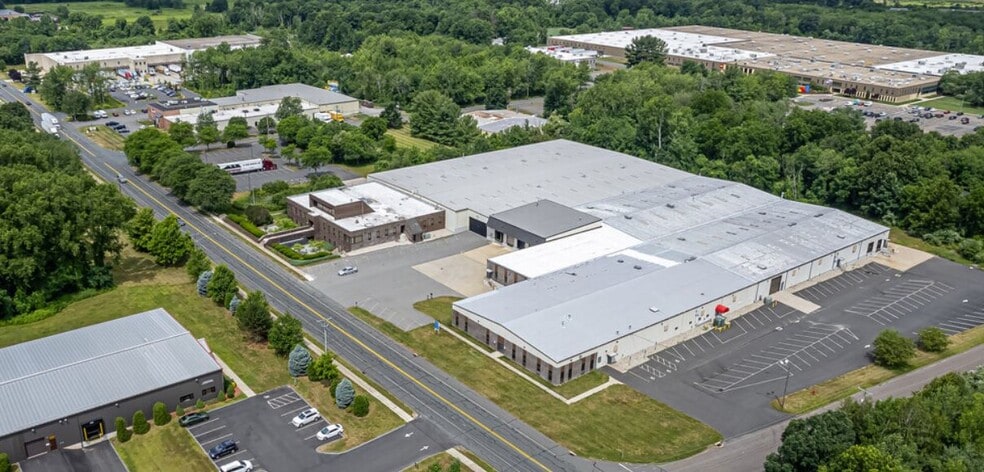 215 Moody Rd, Enfield, CT for lease - Building Photo - Image 3 of 14