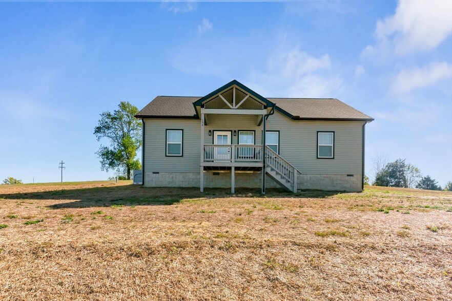 Coley Court portfolio of 22 properties for sale on LoopNet.ca - Building Photo - Image 3 of 106