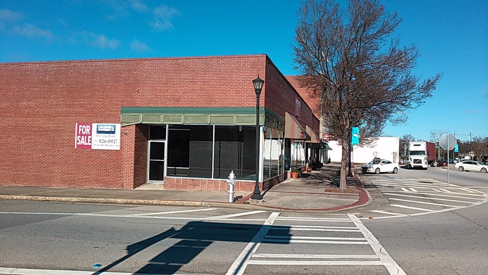 101 N Main St, Sylvania, GA for sale - Building Photo - Image 1 of 1