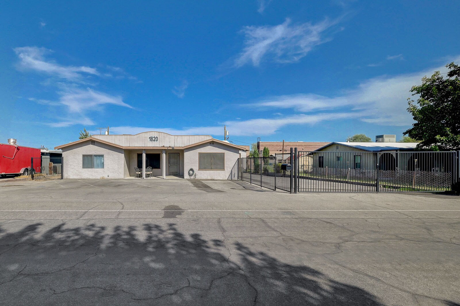 1820 Willow Trl, Las Vegas, NV à vendre Photo principale- Image 1 de 1