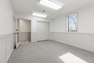 295 Marie Ave E, West Saint Paul, MN à louer Photo intérieure- Image 1 de 2