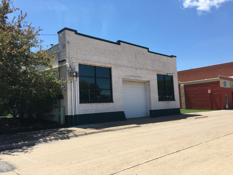 425 18th St, Moline, IL for sale - Building Photo - Image 3 of 7