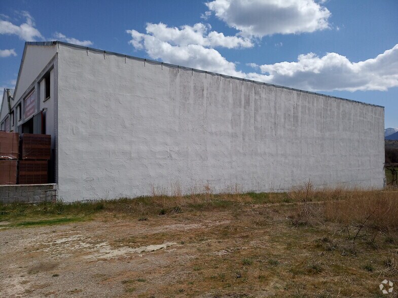 Calle Piedrahita, 6-8, El Barco de Ávila, Ávila for lease - Building Photo - Image 2 of 2