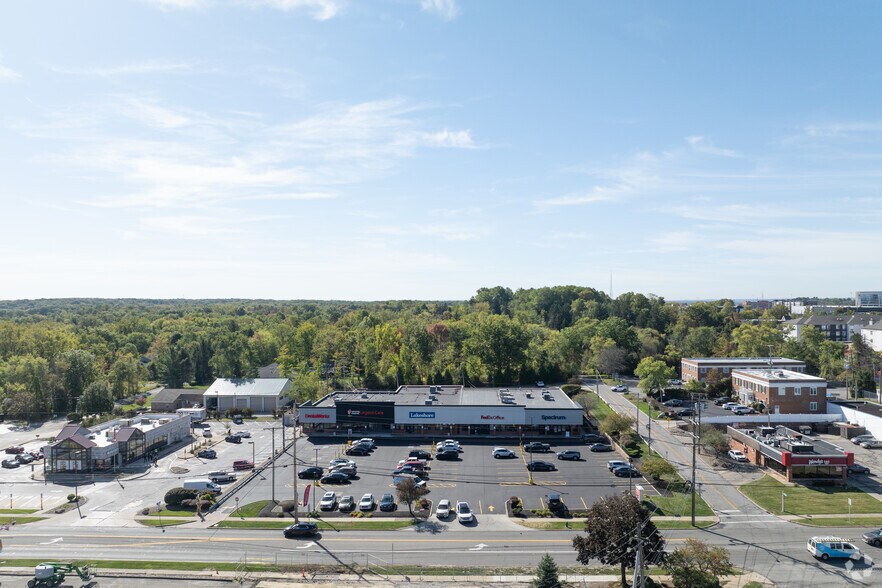 27430-27560 Chagrin Blvd, Beachwood, OH à louer - Aérien - Image 2 de 5