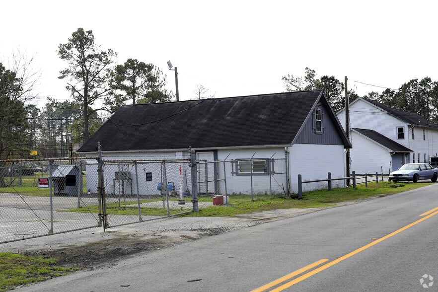 1110 Limehouse Ln, Ladson, SC à vendre - Photo du bâtiment - Image 3 de 16