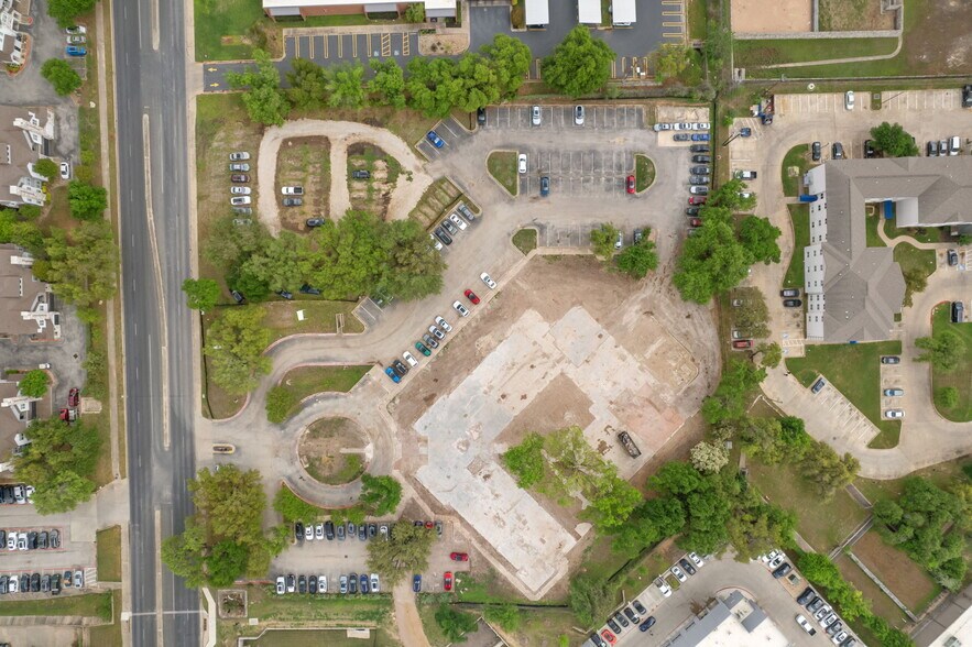 12151 Hunters Chase Dr, Austin, TX à vendre - Photo du bâtiment - Image 3 de 3