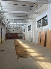 20 Canal St, Franklin, NH for lease Interior Photo- Image 1 of 4