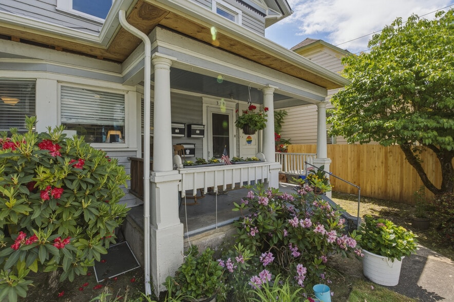 308 High St, Oregon City, OR à vendre - Photo du bâtiment - Image 2 de 22