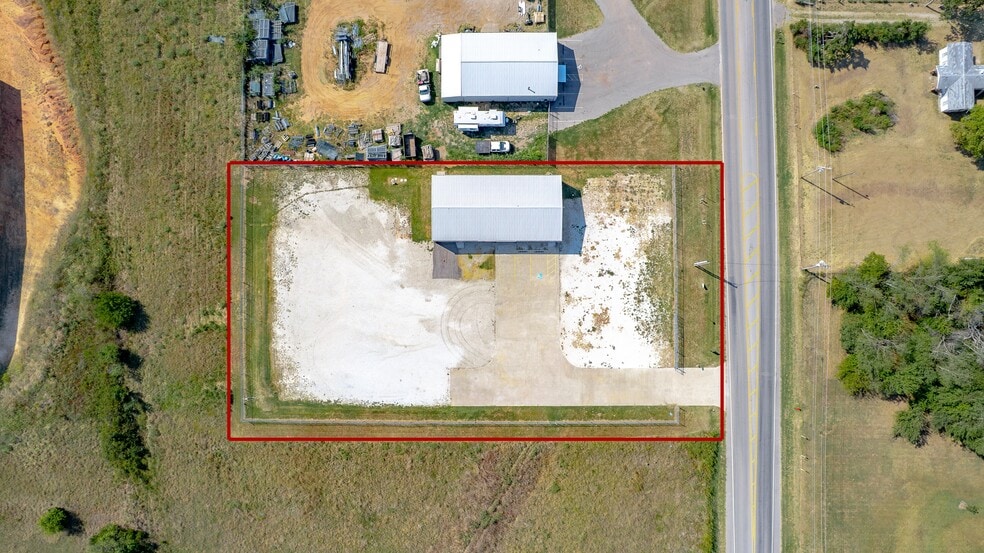 7811 Kickapoo Ave, Shawnee, OK for lease - Building Photo - Image 3 of 36